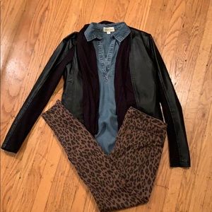 HUE 🐆 Jean Leggings